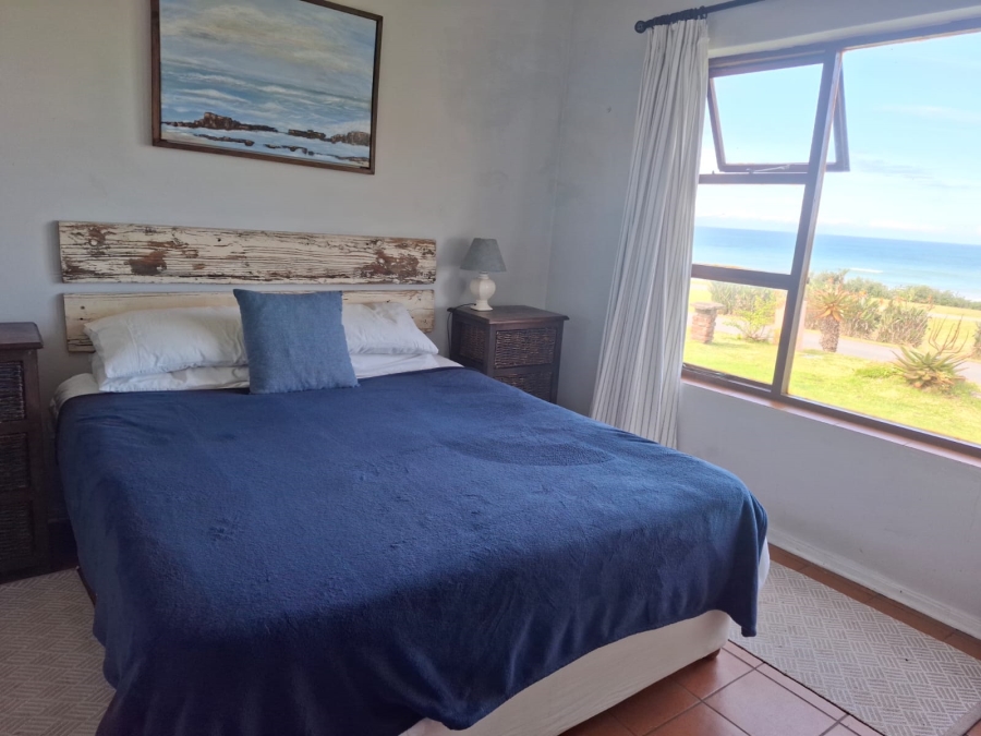 3 Bedroom Property for Sale in Winterstrand Eastern Cape